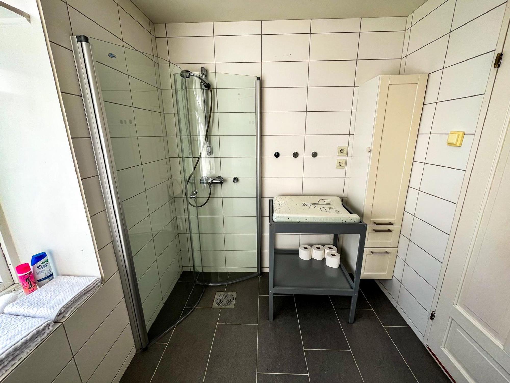 Two-Bedroom City Apartment With Fire Place, Free Parking And Fjordview Terrace - Calm And Central Ålesund Exterior foto